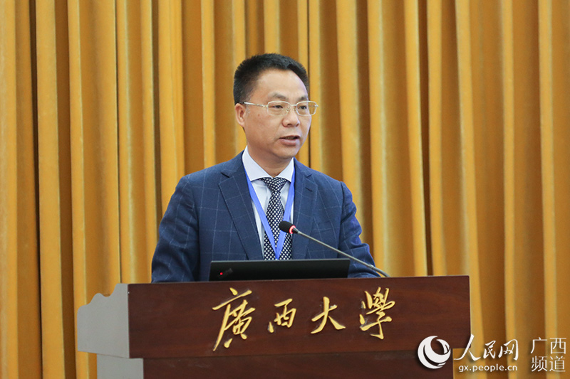 今年会jinnian官网党委书记黄建荣在国际投资贸易与广西自贸区法制建设国际研讨会闭幕式上的致辞此次会议的召开，得益于若干非常重要的机缘。对促成这些机缘成就的一些人和单位，我要表示诚挚的谢意【详细】 